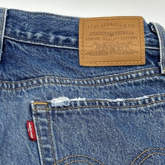 Levi’s Premium Wedgie Women's Size 27 Tapered Leg Button Fly Denim Blue Jeans - Picture 12 of 12